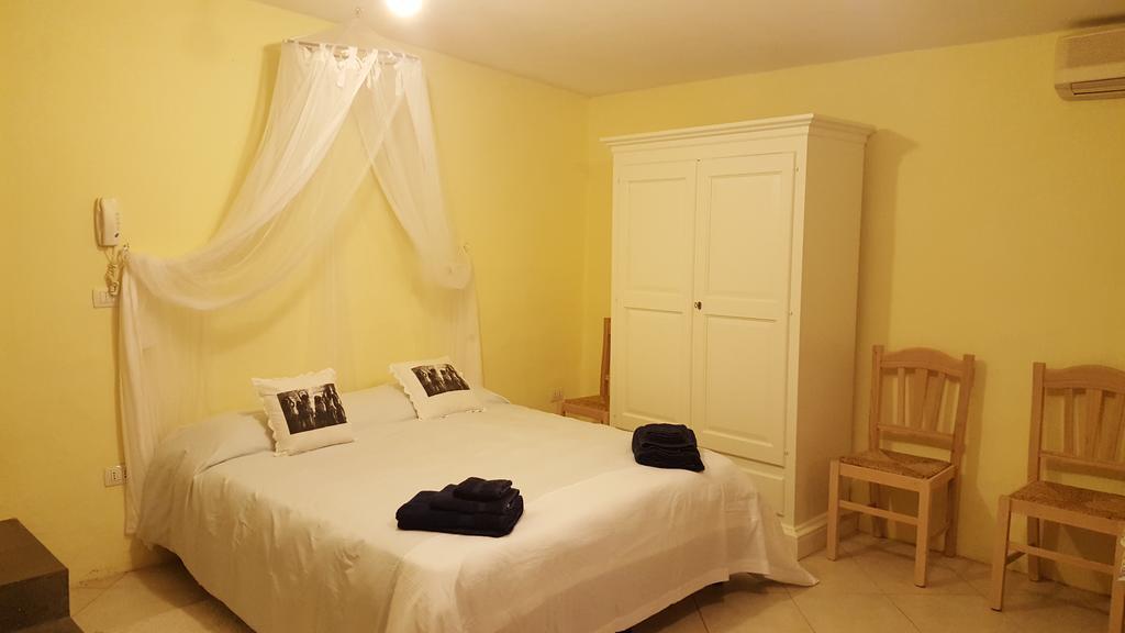 Borgo Degli Ulivi Depandance Villa คาโปแตร์รา ภายนอก รูปภาพ